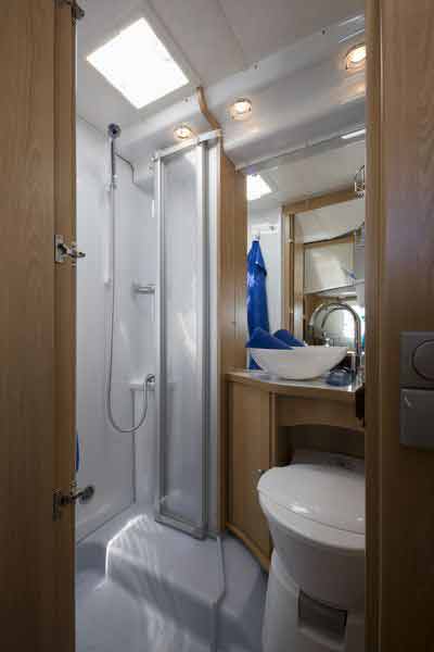 Автодом 584 G